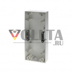 Berker 10431909 накладной корпус,3 группы,  вертикальная, цвет:полярная белизна, тон: матовый