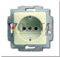Busch-Jaeger 20 EUCQ-212 Розетка SCHUKO® белая